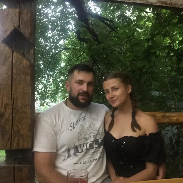 Мы Олег Юля, 47, знакомлюсь для регулярного секса в Волгограде